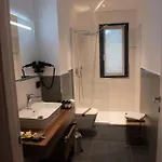 Domus Rosae Bed & Breakfast 4*