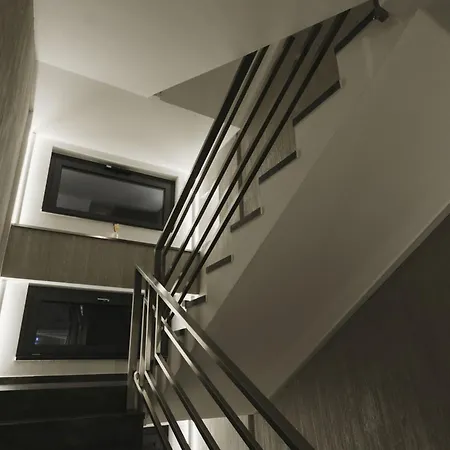 Domus Rosae 住宿加早餐酒店 4*