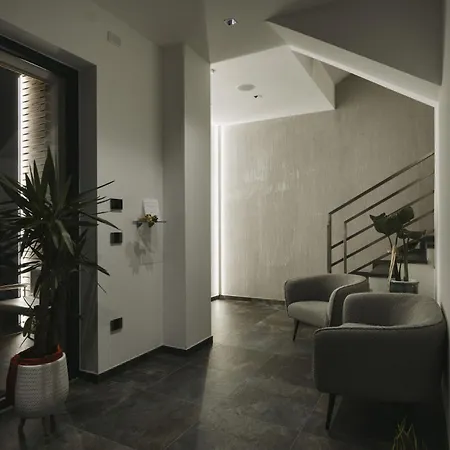 לינה וארוחת בוקר Domus Rosae