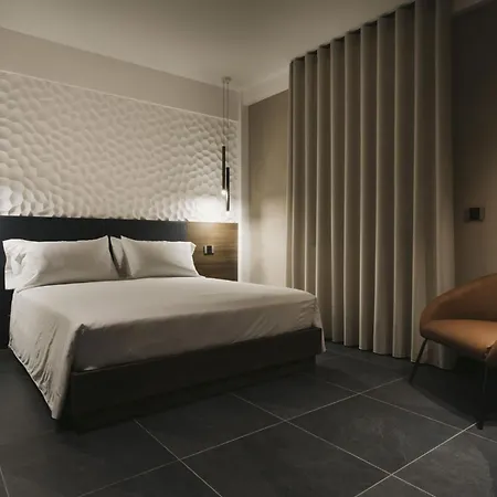 Domus Rosae לינה וארוחת בוקר פוטנצה