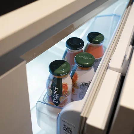 לינה וארוחת בוקר Domus Rosae 4*