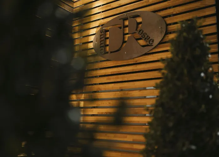 Domus Rosae 住宿加早餐酒店